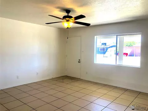 2033 E 25 St, Yuma, AZ 85365 photo 7