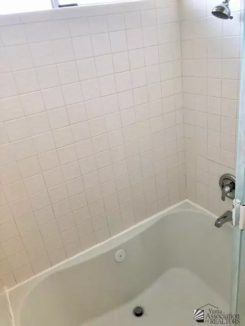 2230 E 24 Pl, Yuma, AZ 85365 photo 9