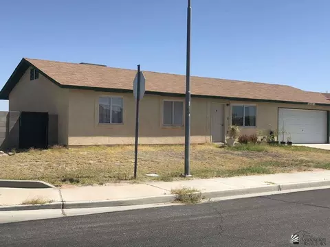 8730 E 37 Pl, Yuma, AZ 85365 photo 1