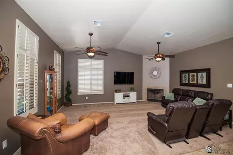 6021 E 46 Ln, Yuma, AZ 85365 photo 2