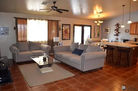 11799 E Alpha Way, Yuma, AZ 85367 photo 2