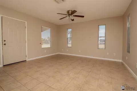 12364 E 37 Pl, Yuma, AZ 85367 photo 4