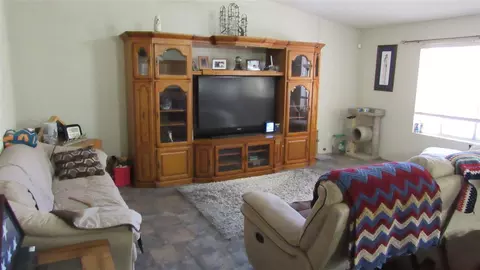 6324 E 45 St, Yuma, AZ 85367 photo 2