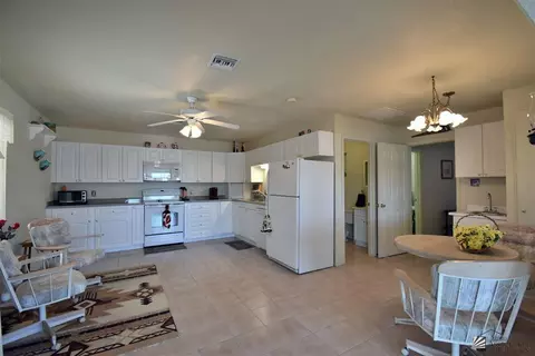 13429 E 55 Dr, Yuma, AZ 85367 photo 4