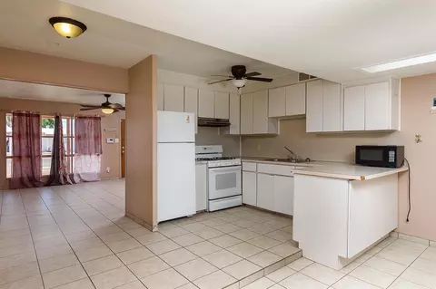 929 E 26 St, Yuma, AZ 85365 photo 4