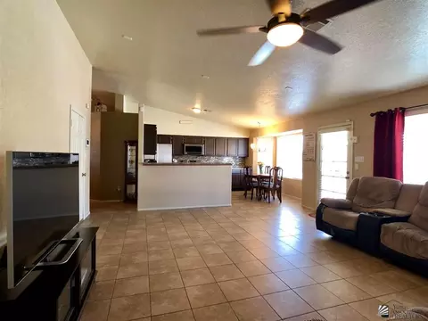 6337 E 41 St, Yuma, AZ 85365 photo 6