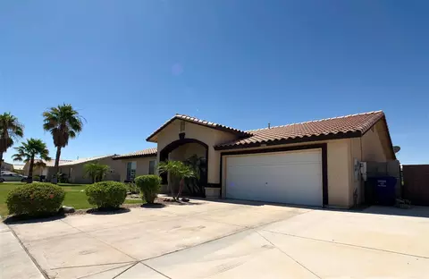 6337 E 41 St, Yuma, AZ 85365 photo 2
