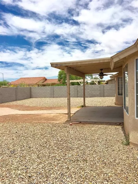 6247 E 43 Ln, Yuma, AZ 85365 photo 2