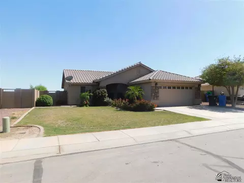 249 E 14 St, Somerton, AZ 85350 photo 3