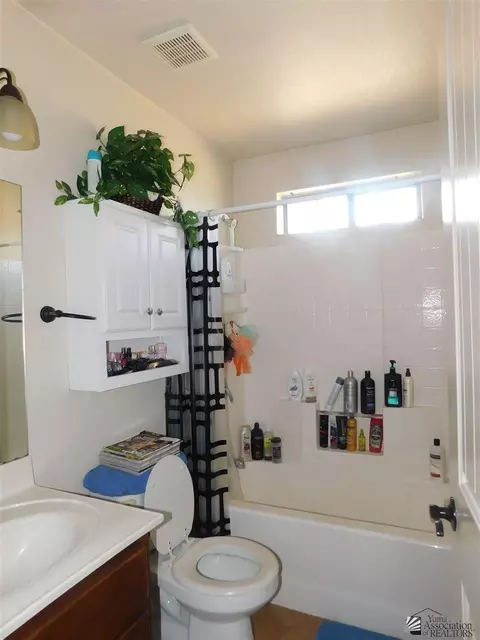 249 E 14 St, Somerton, AZ 85350 photo 9