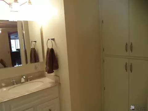 9427 E Saddle Dr, Yuma, AZ 85365 photo 8