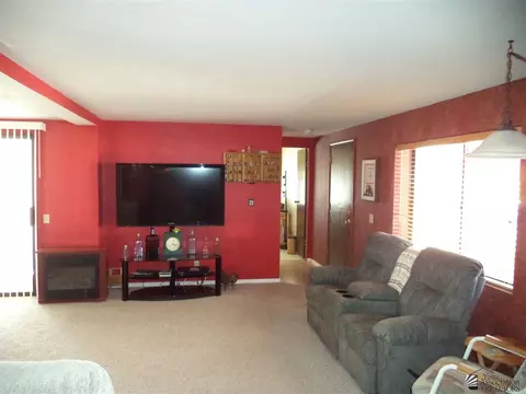 9427 E Saddle Dr, Yuma, AZ 85365 photo 2