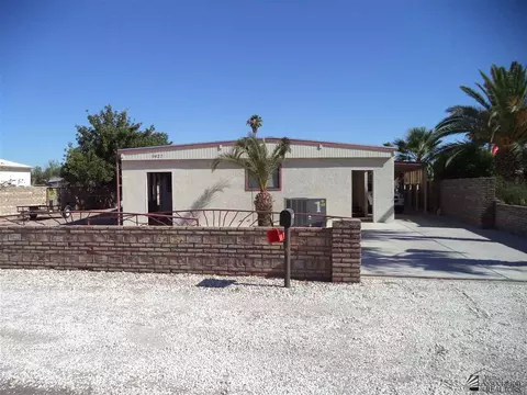 9427 E Saddle Dr, Yuma, AZ 85365 photo 1