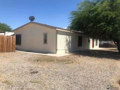 10534 E Sapphire Dr, Yuma, AZ 85365 photo 6