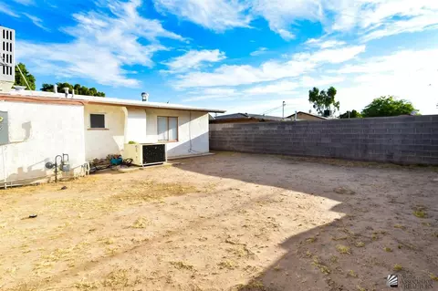 246 E 26 St, Yuma, AZ 85365 photo 12