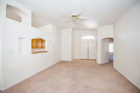10542 E 39 Pl, Yuma, AZ 85365 photo 4
