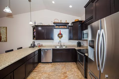292 E 12 Pl, Somerton, AZ 85350 photo 8