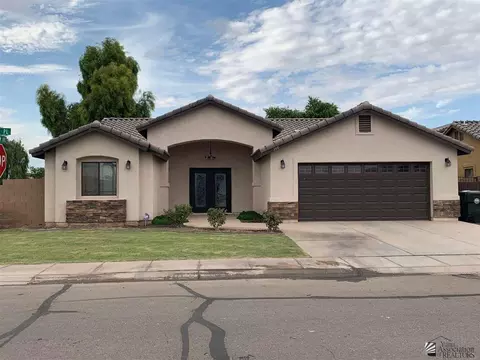 346 E 12 Pl, Somerton, AZ 85350 photo 1