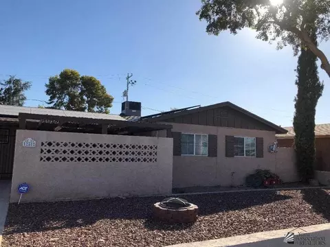 240 E 28 St, Yuma, AZ 85364 photo 1