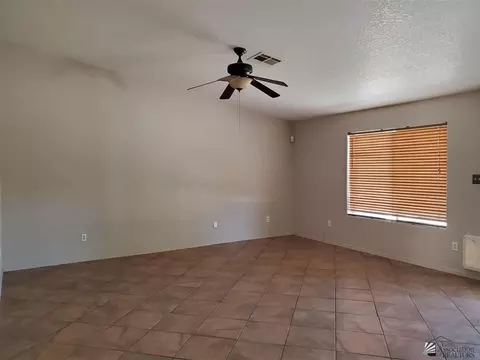 6242 E 42 St, Yuma, AZ 85365 photo 4