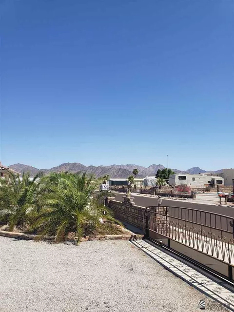 13398 E 55 Dr, Yuma, AZ 85367 photo 3