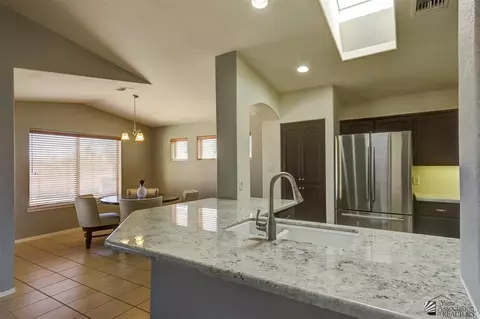 12677 E Daybreak Pl, Yuma, AZ 85367 photo 8