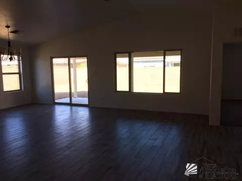 7856 E 37 St, Yuma, AZ 85365 photo 5