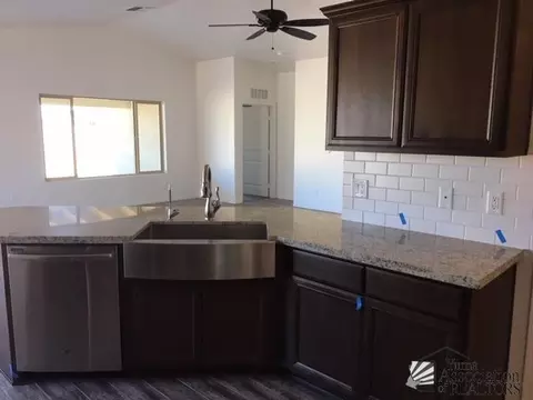 7856 E 37 St, Yuma, AZ 85365 photo 7