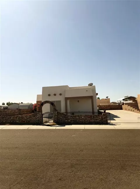 9645 E 33 St, Yuma, AZ 85365 photo 1