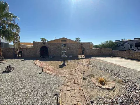 13469 E 50 Dr, Yuma, AZ 85367 photo 1