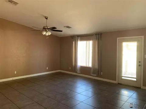 6378 E 45 Ln, Yuma, AZ 85365 photo 2