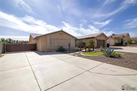 8831 E 26 St, Yuma, AZ 85365 photo 3