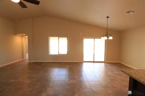 12585 E 48 St, Yuma, AZ 85367 photo 8