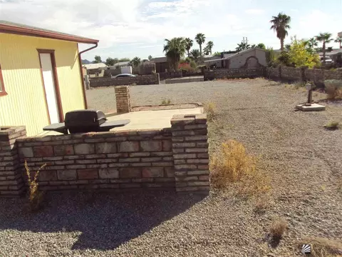 14388 E 28 Pl, Yuma, AZ photo 3