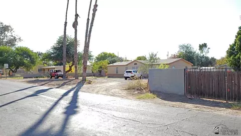 1212 S Apache Ln, Yuma, AZ 85364 photo 3