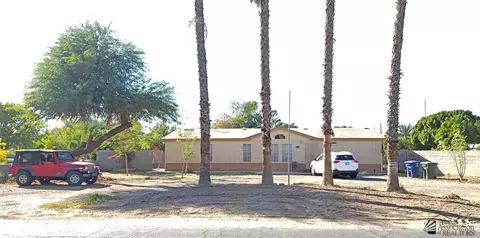 1212 S Apache Ln, Yuma, AZ 85364 photo 1