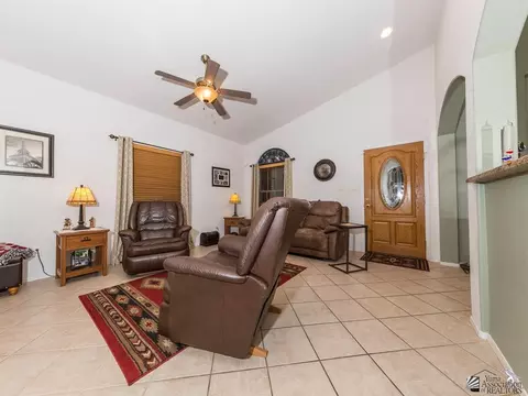 5327 E 33 Ln, Yuma, AZ 85365 photo 2