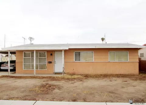2054 E 24 Pl, Yuma, AZ 85364 photo 1