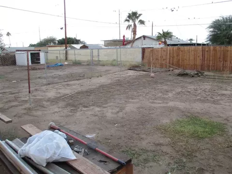 2054 E 24 Pl, Yuma, AZ 85364 photo 14