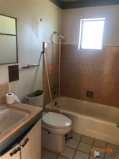 352 E 30 St, Yuma, AZ 85364 photo 8