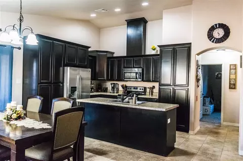 207 E 12 Pl, Somerton, AZ 85350 photo 6