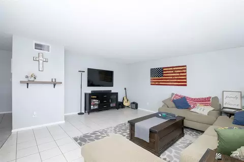 1603 E 27 St, Yuma, AZ 85364 photo 2