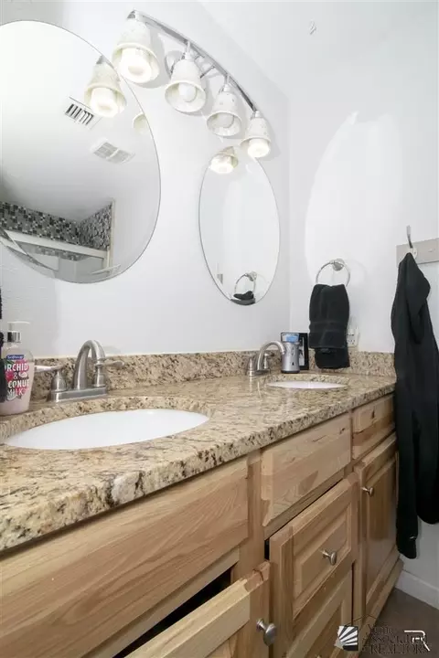 1603 E 27 St, Yuma, AZ 85364 photo 9