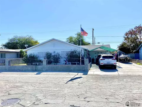 821 E 26 Pl, Yuma, AZ 85364 photo 1