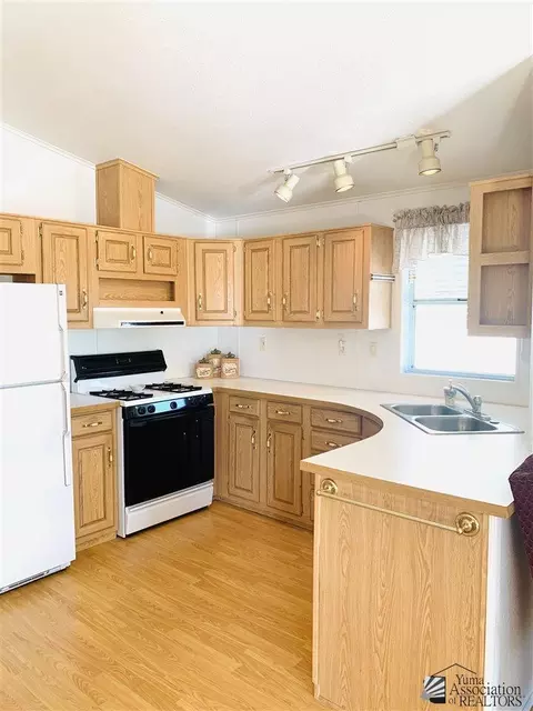 13476 E 47 St, Yuma, AZ 85367 photo 4