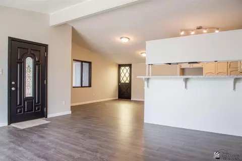 274 E 25 St, Yuma, AZ 85364 photo 3