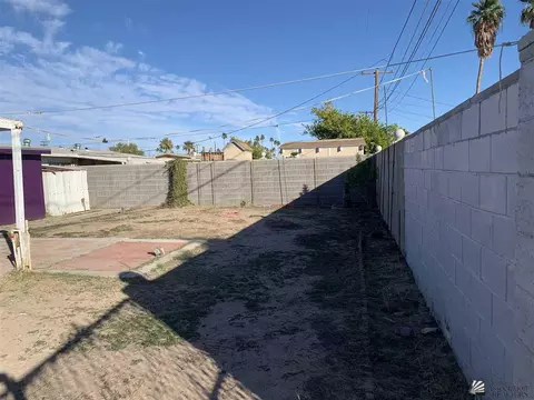2069 E 24 Pl, Yuma, AZ 85365 photo 6