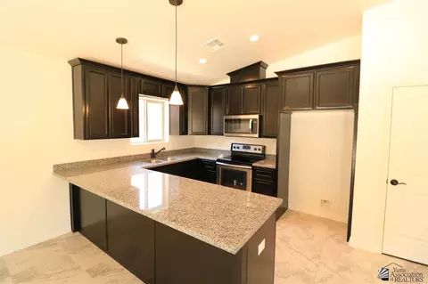 12585 E 49 St, Yuma, AZ 85367 photo 3
