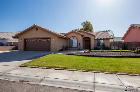10627 E 37 Pl, Yuma, AZ 85365 photo 1