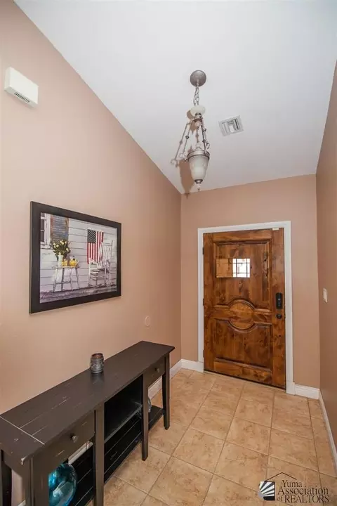 10627 E 37 Pl, Yuma, AZ 85365 photo 2